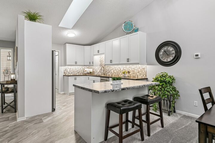 Property Photo:  14425 Edgewood Avenue  MN 55378 