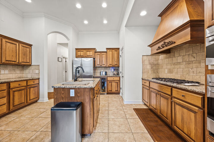 Property Photo: 2737 N Signet Place AR 72703