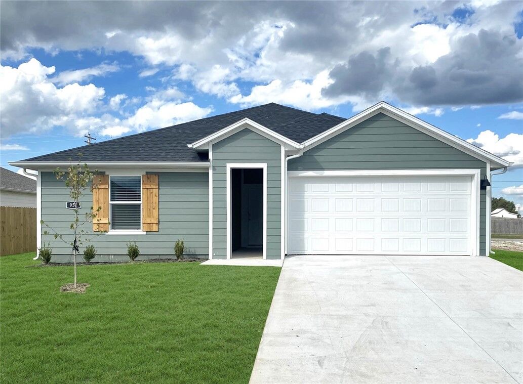 Property Photo:  540 Raegan Street  AR 72753 