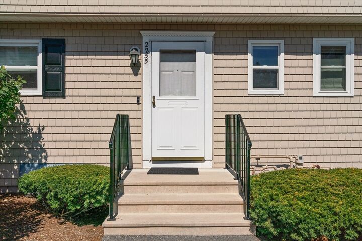Property Photo:  2255 Commonwealth Ave 2255  MA 02466 