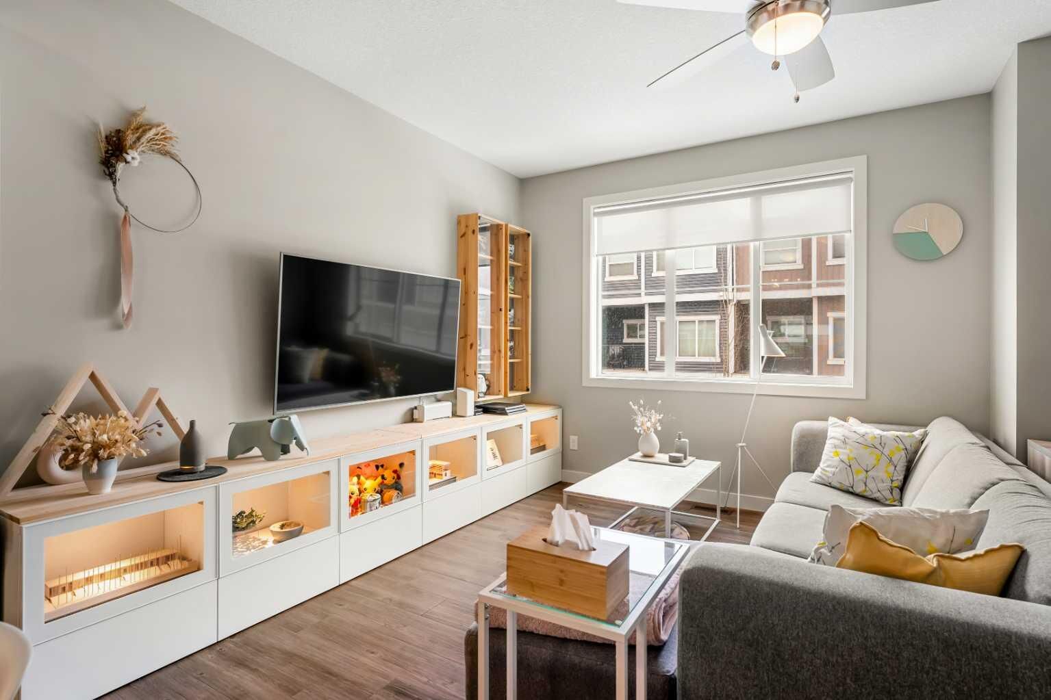 Property Photo: 355 Nolancrest Heights NW 203 AB T3R 0Z9