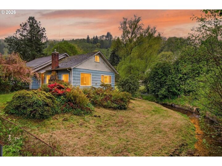 Property Photo:  90976 Hungry Hollow Loop  OR 97016 