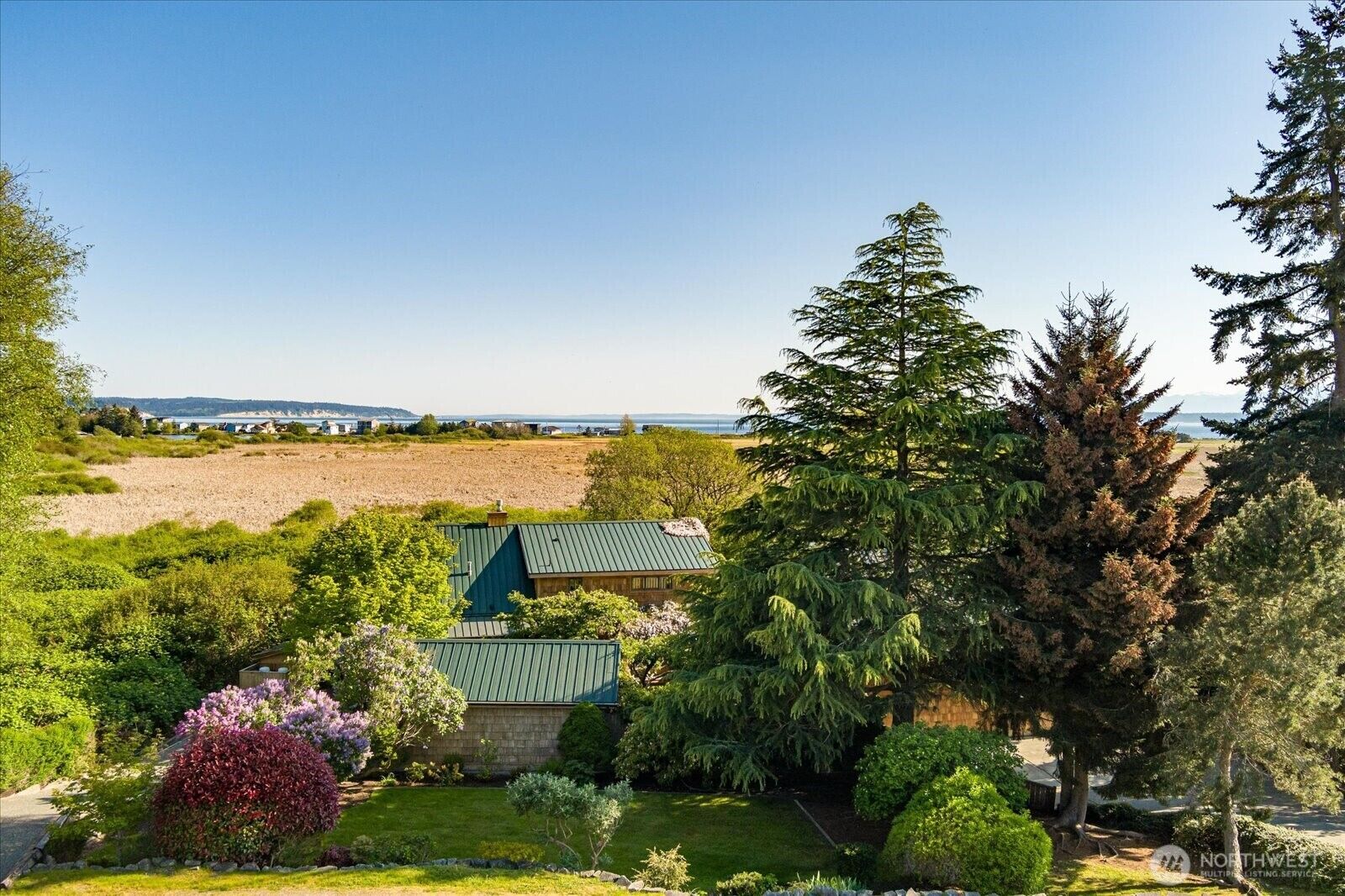 Property Photo:  195  Perry Drive  WA 98239 