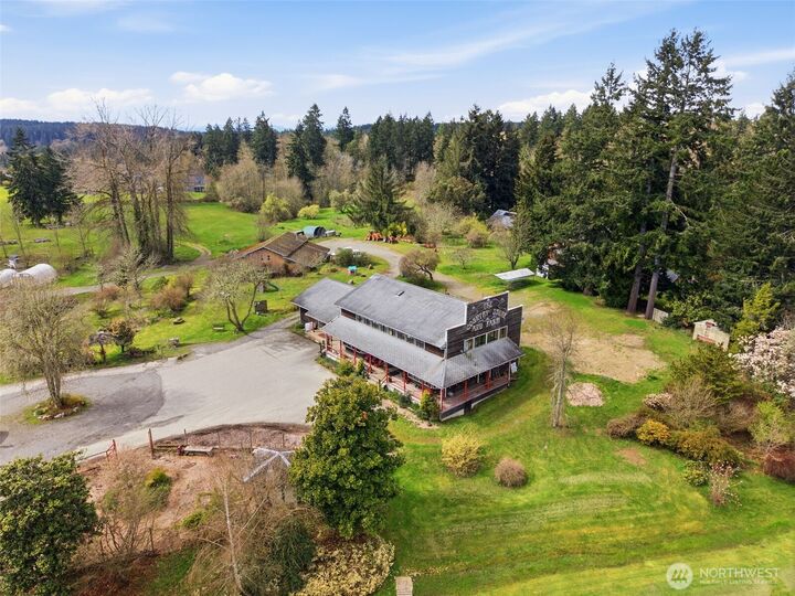 Property Photo: 20211 Vashon Highway SW WA 98070