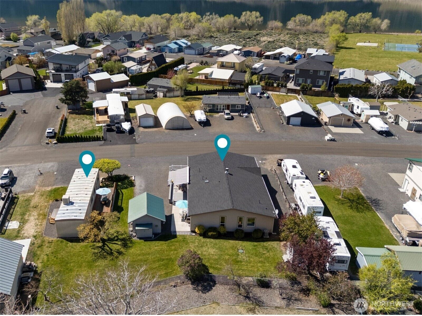 Property Photo:  905  Hunter Avenue SW  WA 98848 