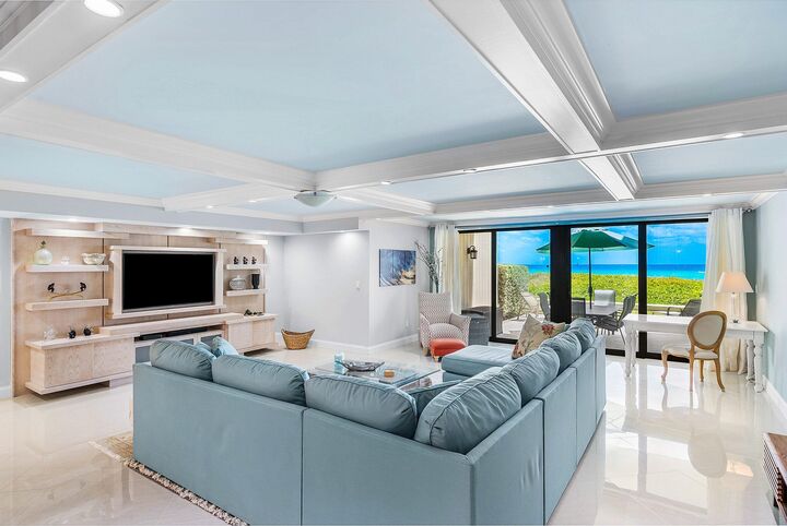 Property Photo: 2155 S Ocean Boulevard 7 FL 33483