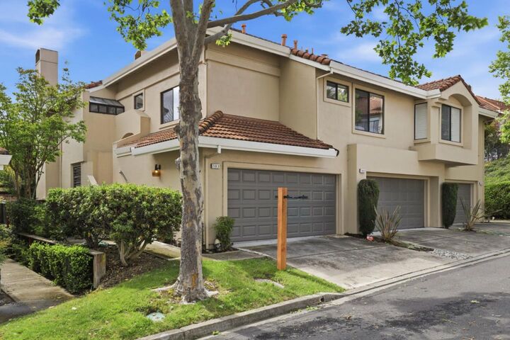 Property Photo:  719 Lakemont Place 3  CA 94582 