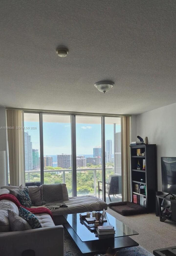 Property Photo:  79 SW 12th St 2702-S  FL 33130 