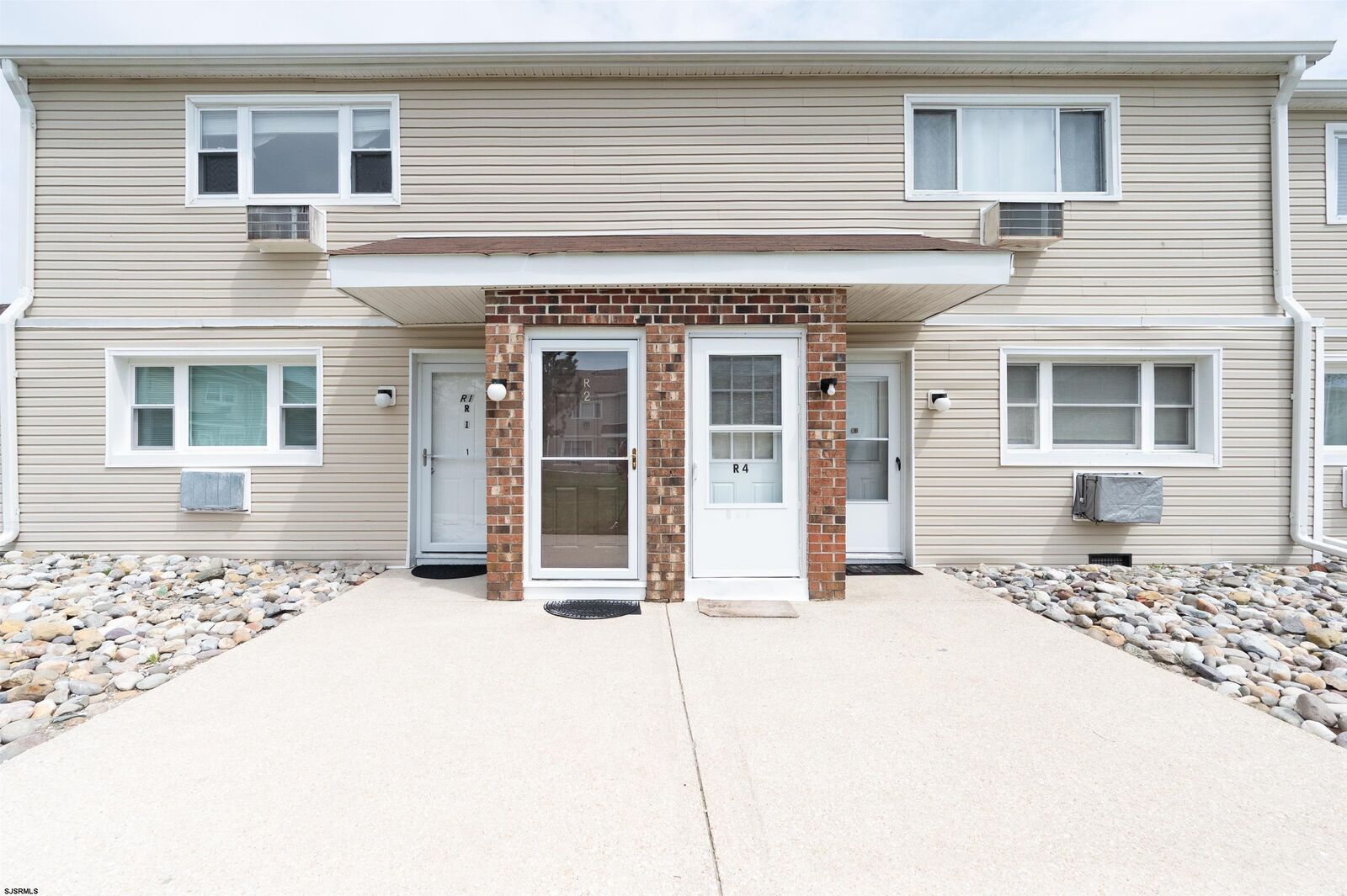 Property Photo:  4901 Harbor Beach Blvd R2  NJ 08203-0000 