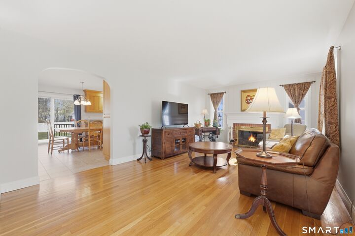 Property Photo:  5 Arrowhead Road  CT 06611 