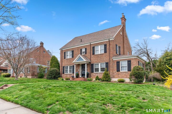 Property Photo:  602 Park Road  CT 06107 