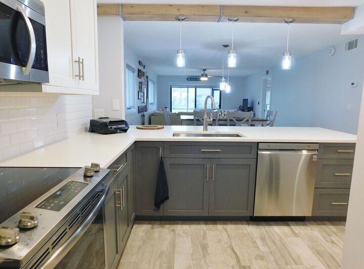 Property Photo: 3160 N Atlantic Avenue FL 32931