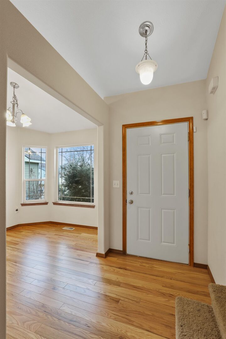 Property Photo: 14316 E 31st Ln WA 99037