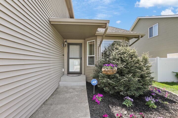 Property Photo:  14316 E 31st Ln  WA 99037 