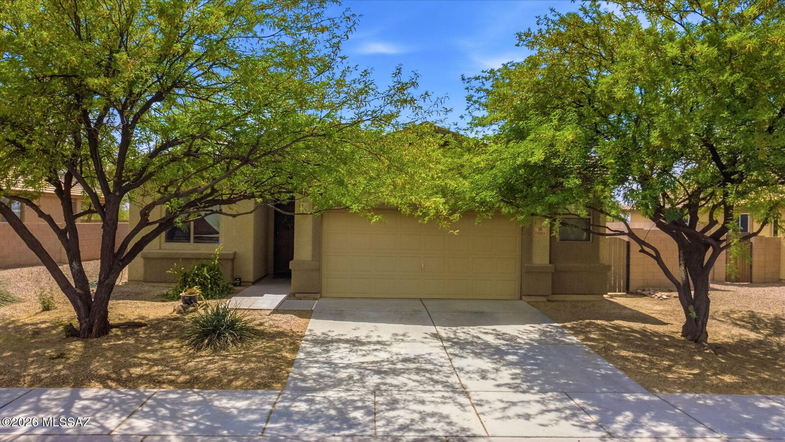 Property Photo:  13981 N Swift Spear Drive  AZ 85658 