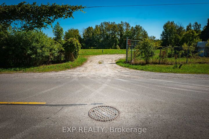 Property Photo: 26839 Civic Centre Road ON L4P 3E9