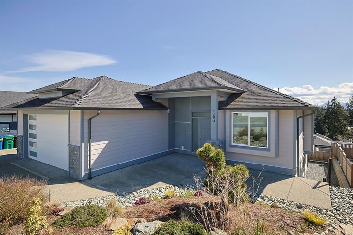 Property Photo: 163 Golden Oaks Cres BC V9T 0K8