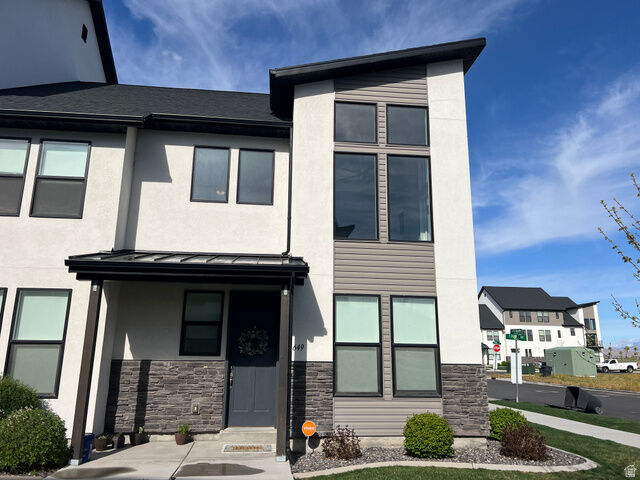 Property Photo:  1649 N 1320 E  UT 84651 