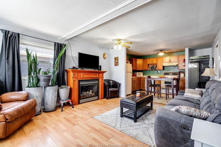 Property Photo:  1044 Birch Avenue  ON N9Y 3V1 