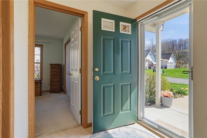 Property Photo:  1064 Timberwood Dr  PA 15010 