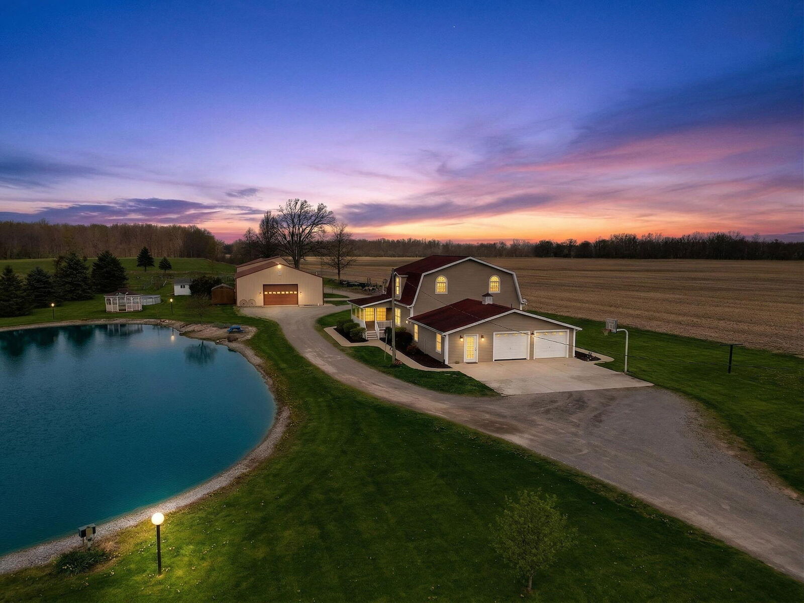 Property Photo: 20240 County Road 340 OH 43340