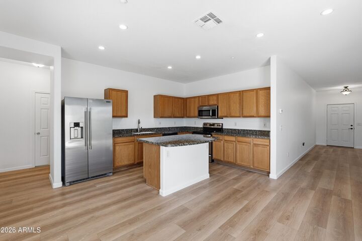 Property Photo:  7500 E Deer Valley Road 47  AZ 85255 