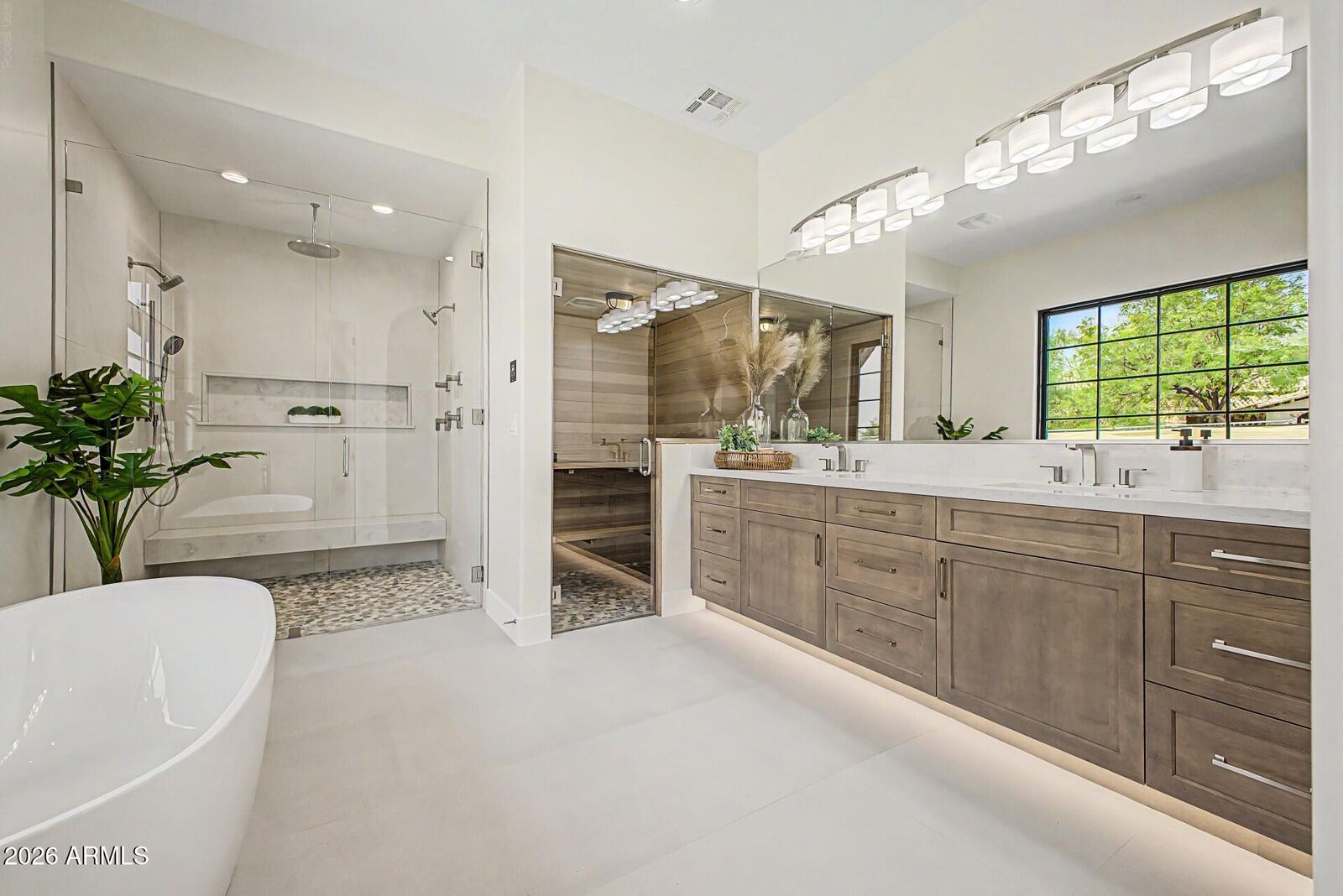 Property Photo: 6431 E Flat Iron Loop AZ 85118