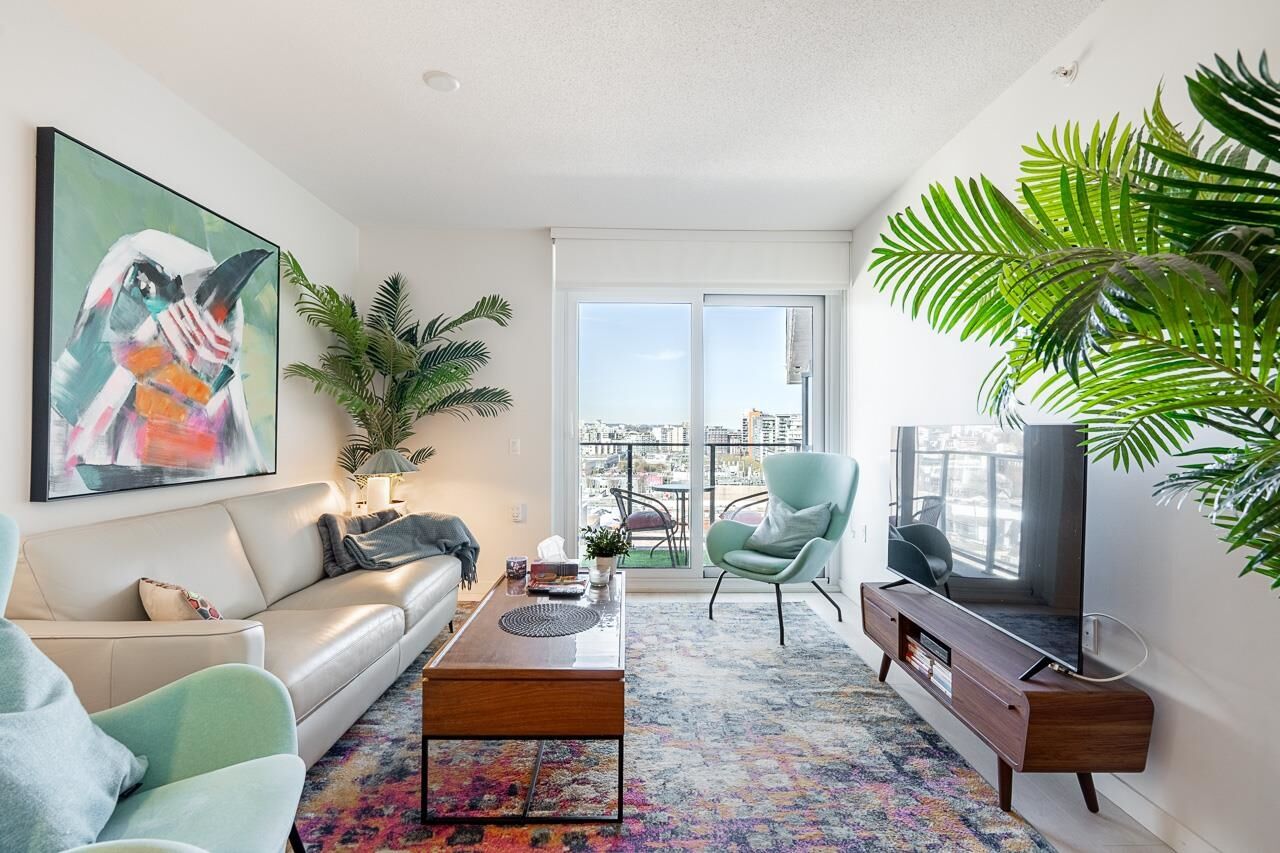 Property Photo: 180 E 2nd Avenue 1119 BC V5T 0K4