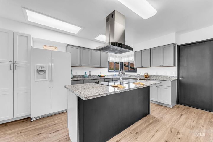 Property Photo:  103 Rainbow Cir  ID 83316 