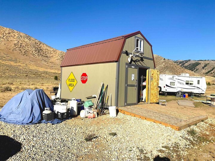 Property Photo:  5050 E Baumgartner Rd  ID 83647 