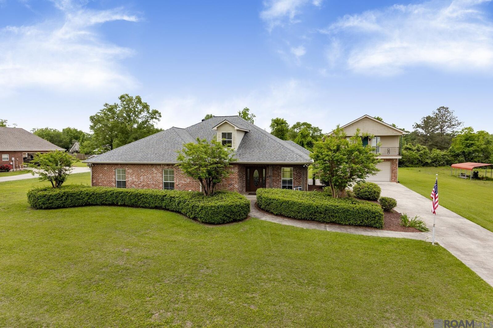 Property Photo:  20357 Gleber Dr  LA 70446 