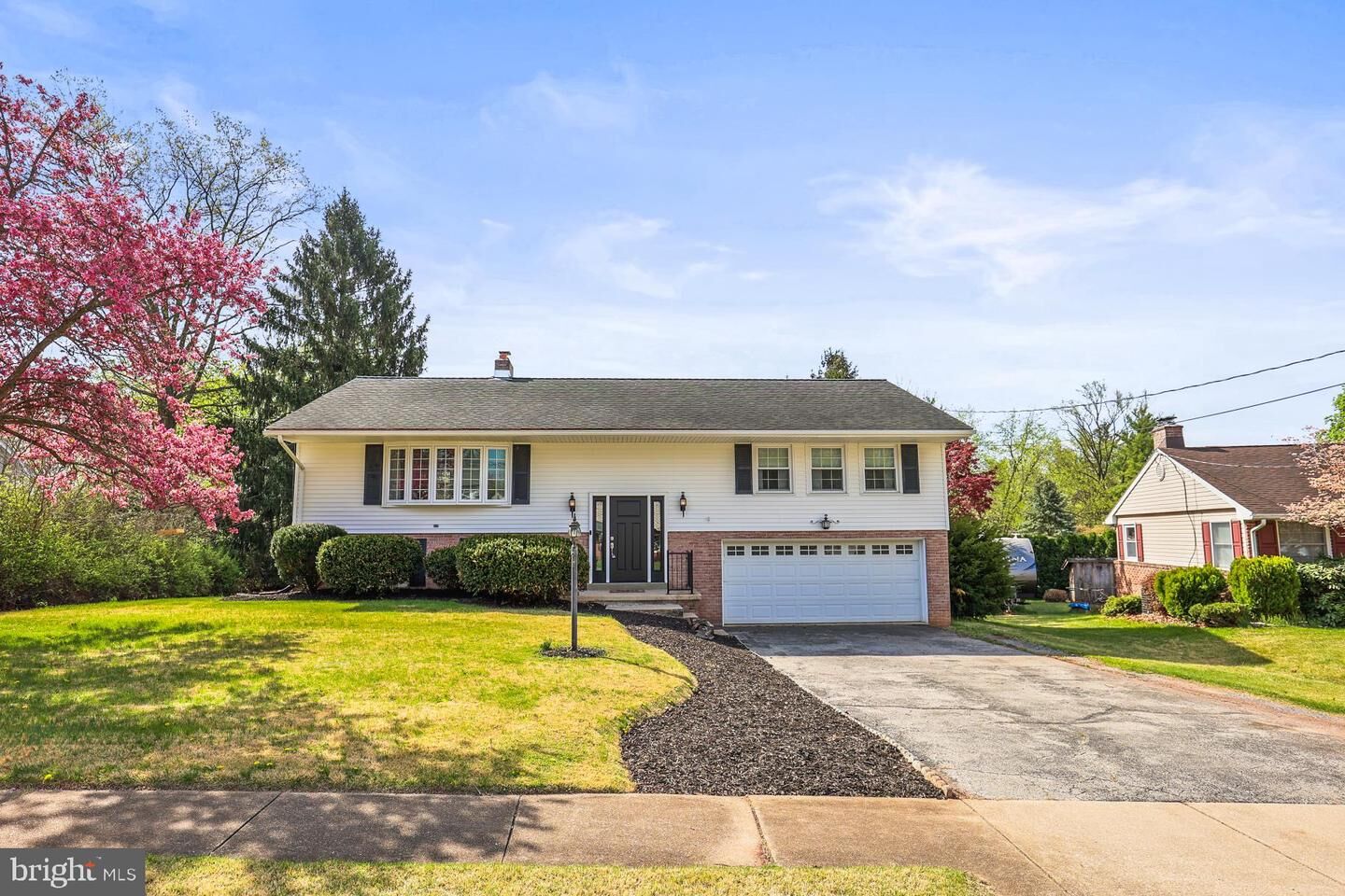 Property Photo:  1870 Lilac Road  PA 17408 