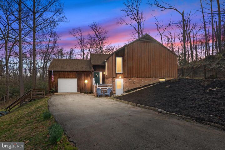 Property Photo:  331 Braehead Drive  VA 22401 