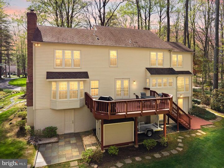 Property Photo:  6823 Brimstone Lane  VA 22039 