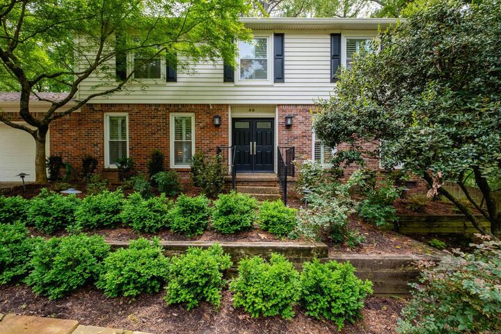 Property Photo:  50 Woodberry Road  AR 72212 