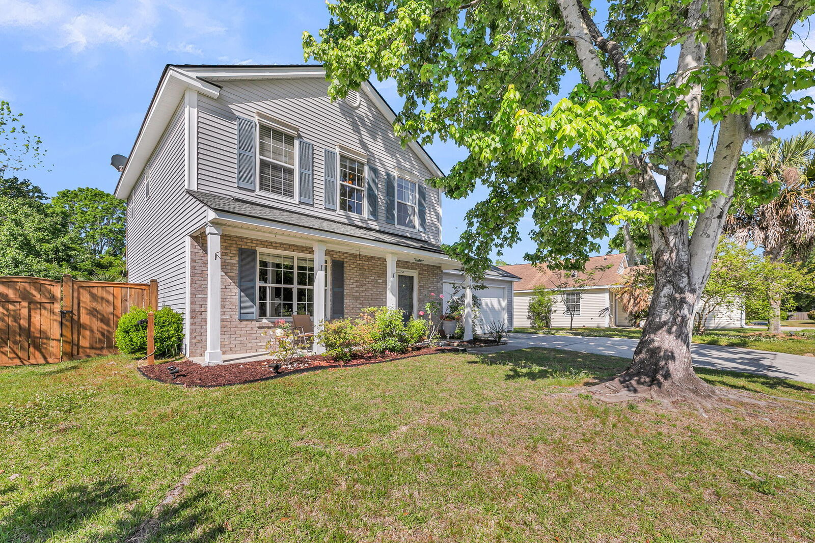 Property Photo: 152 Droos Way SC 29414