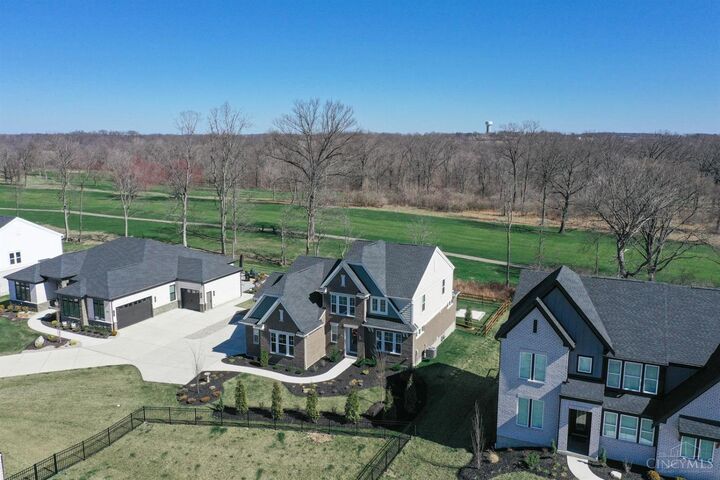 Property Photo:  5007 Bogey Court  OH 45036 