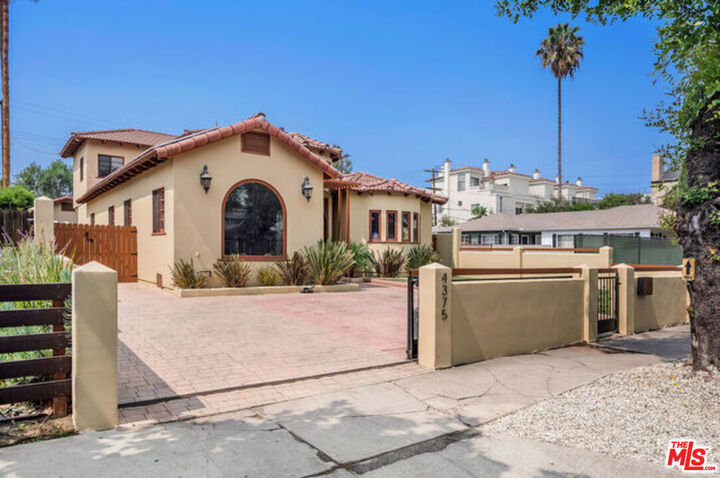 Property Photo:  4375 Kraft Ave  CA 91604 
