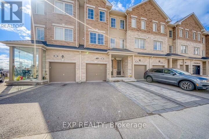 Property Photo: 33 Karl Williams Lane ON L3S 0C7