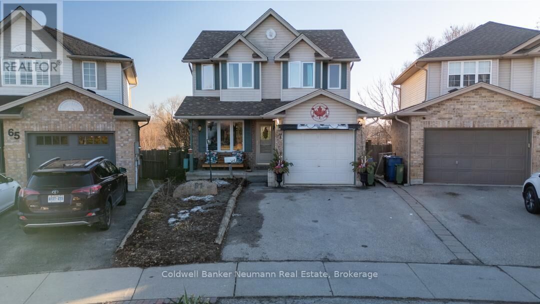 Photo de la propriété:  67 Cedarvale Avenue  ON N1E 6Y3 