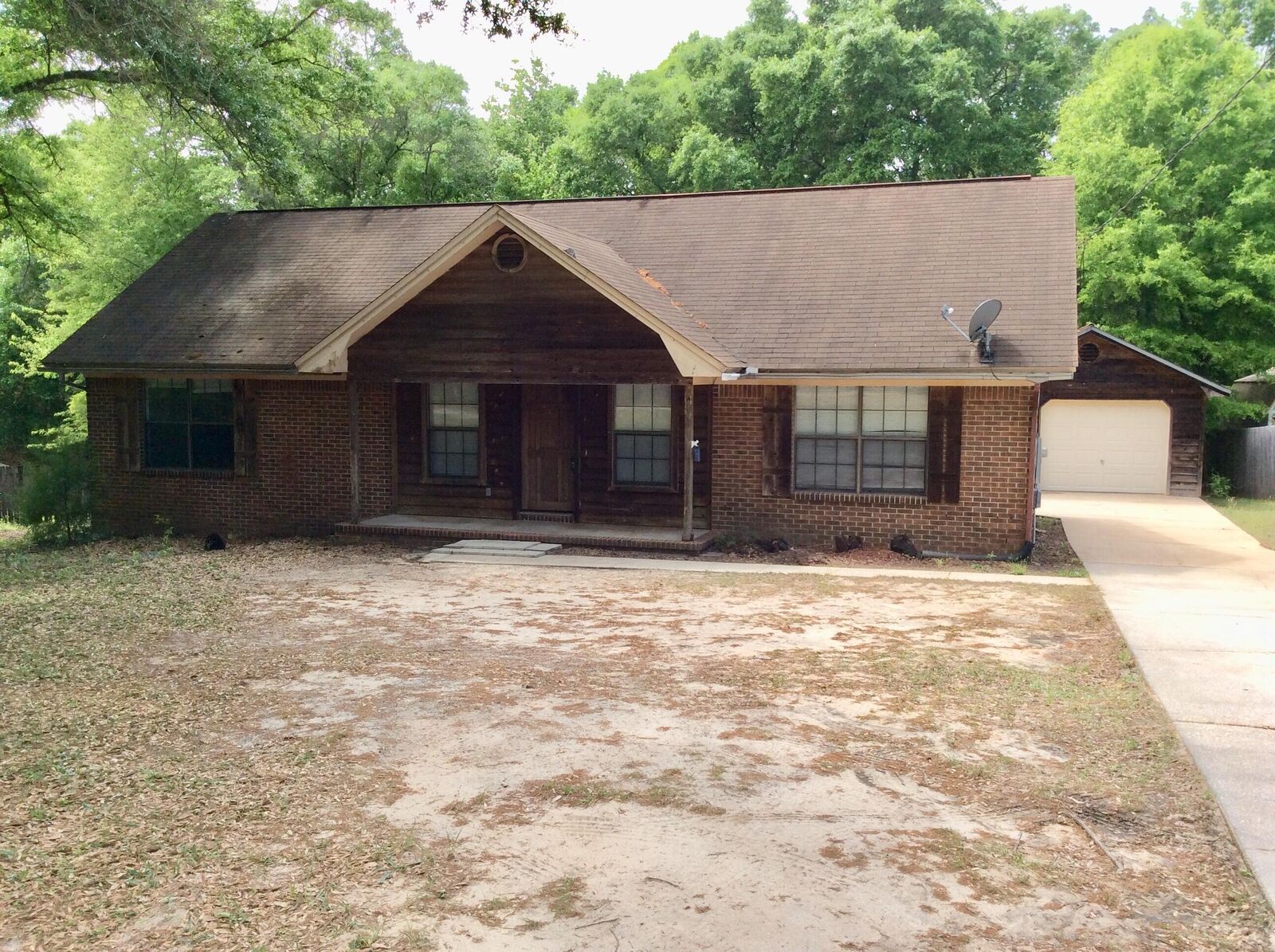 Property Photo:  170 Ridge Lake Road  FL 32536 