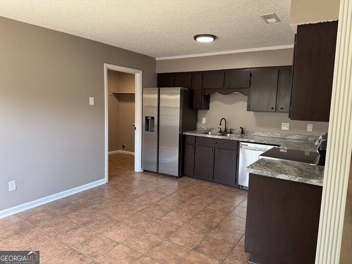 Property Photo:  662 Windhaven Drive  GA 31313 