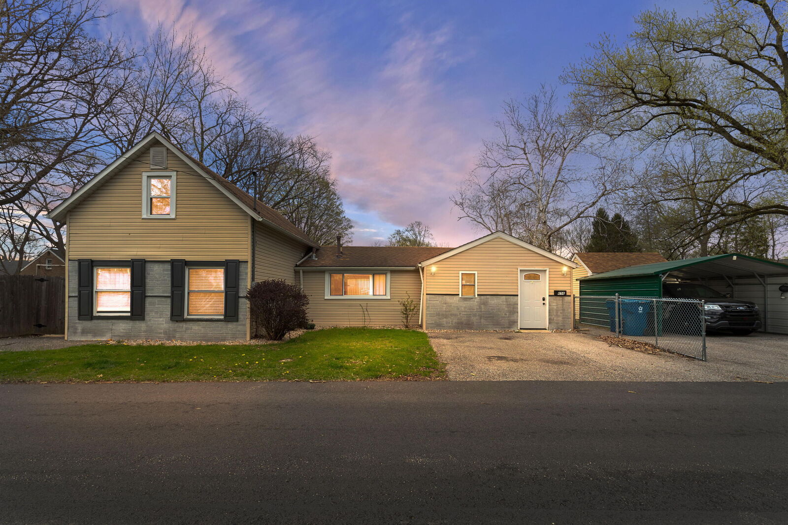 Property Photo:  656 S 4th Street  IN 46304 