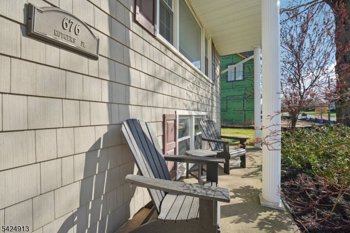 Property Photo:  676 Rutgers Pl  NJ 07652 
