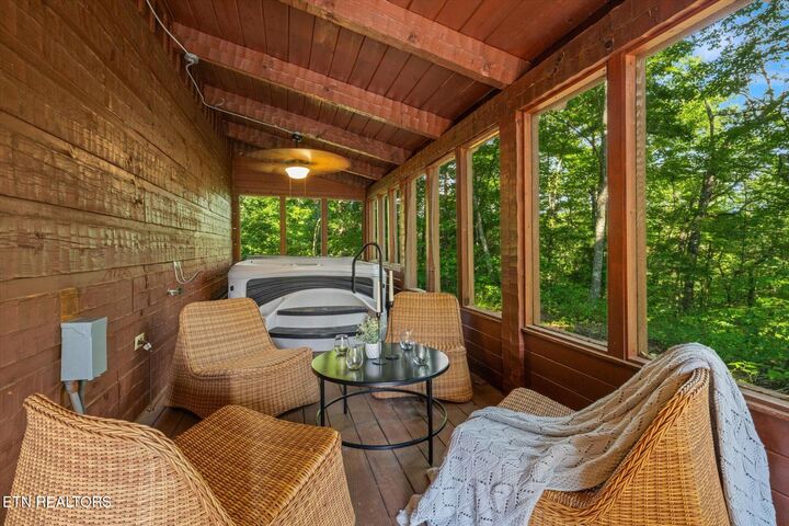 Property Photo:  4372 Boogertown Rd Apt 2  TN 37876 