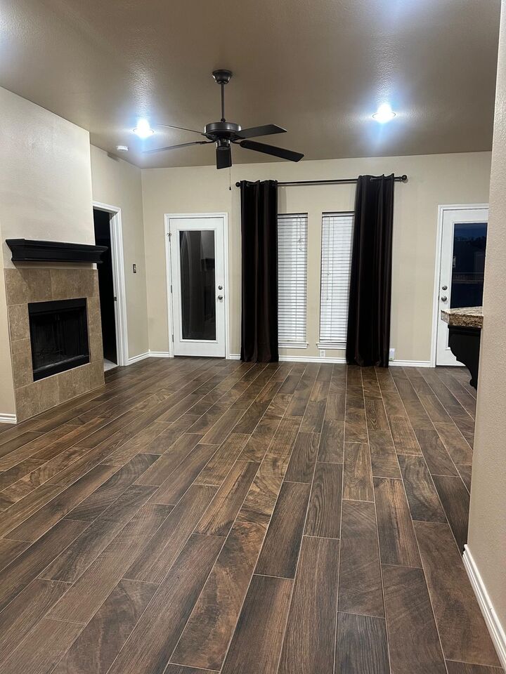 Property Photo:  1400 Santa Cruz  TX 75601 