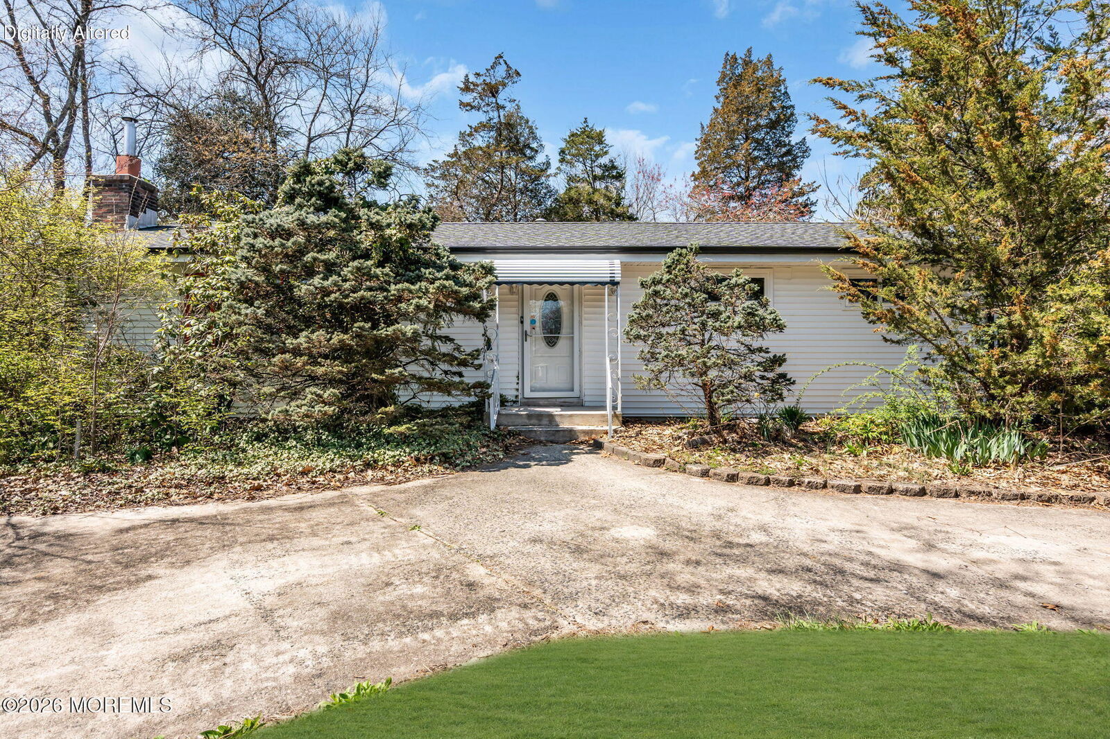 Property Photo:  40 Redwood Place  NJ 08527 