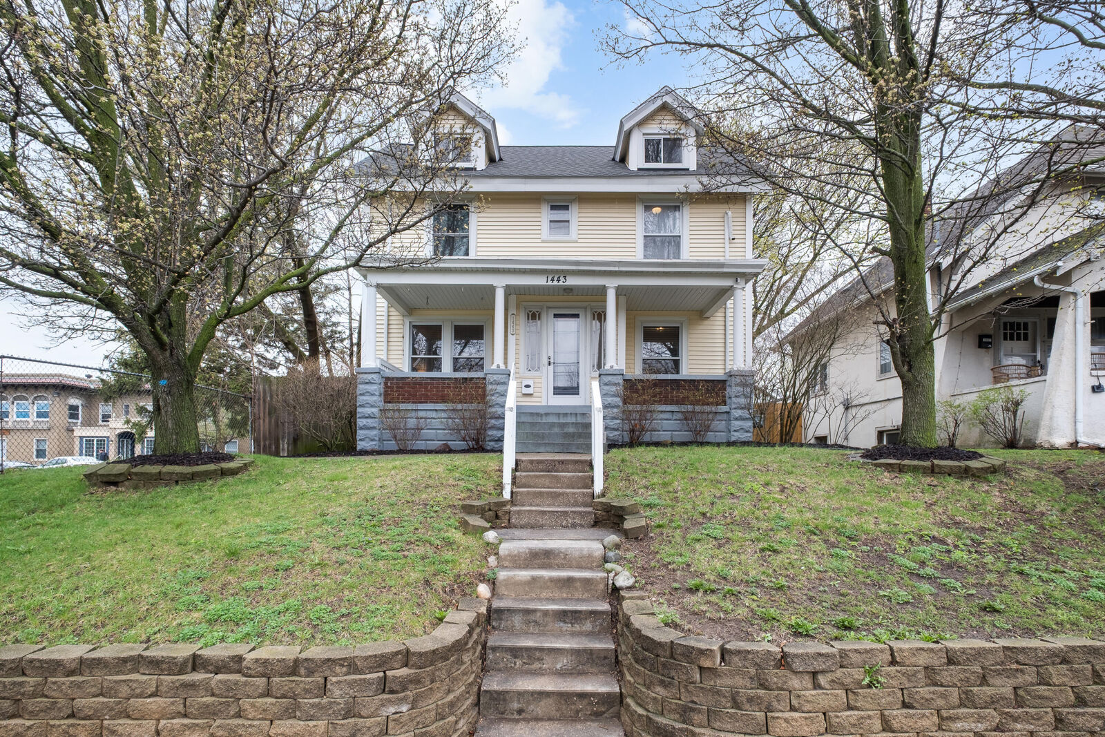 Property Photo:  1443 Fulton Street E  MI 49503 