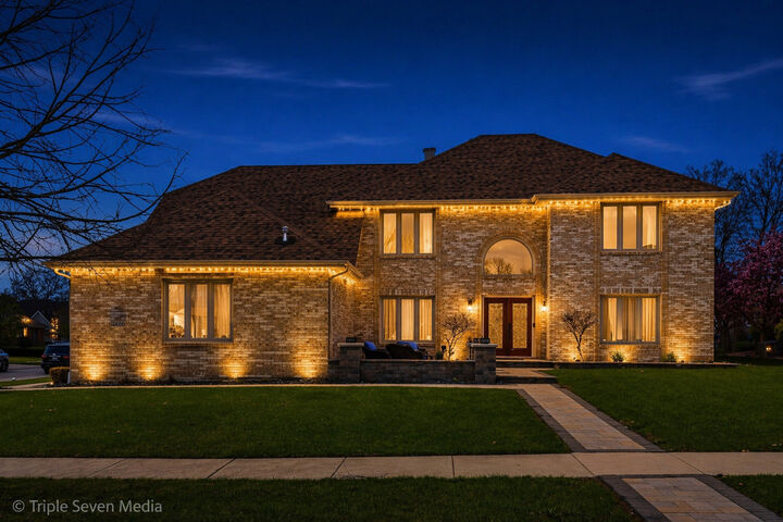 Property Photo:  12600 Sheffield Court  IL 60464 