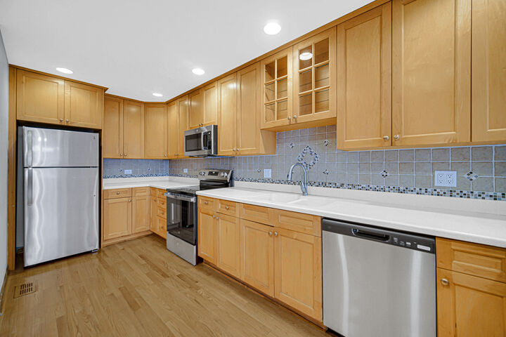 Property Photo:  112 Chicory Court  IL 60008 